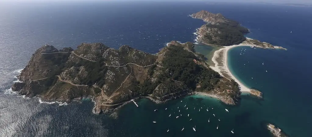 que hacer y que ver en las Islas Cíes