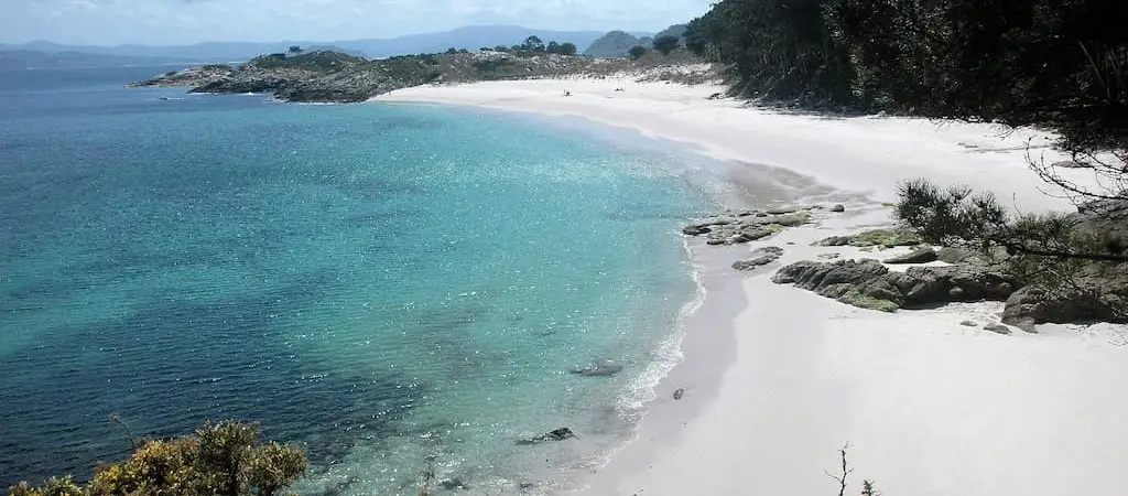 Playa de Figueiras en las Islas Cíes: Cómo llegar, servicios y el tiempo