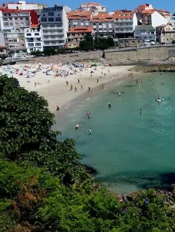 hoteles en portonovo