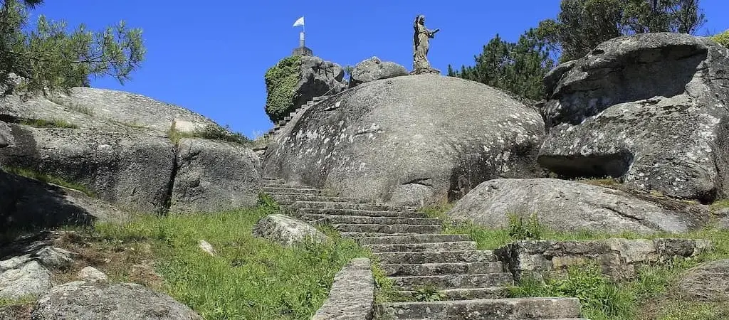 Que-ver-y-como-llegar-al-Mirador-Con-do-Forno-en-la-Isla-de-Arousa